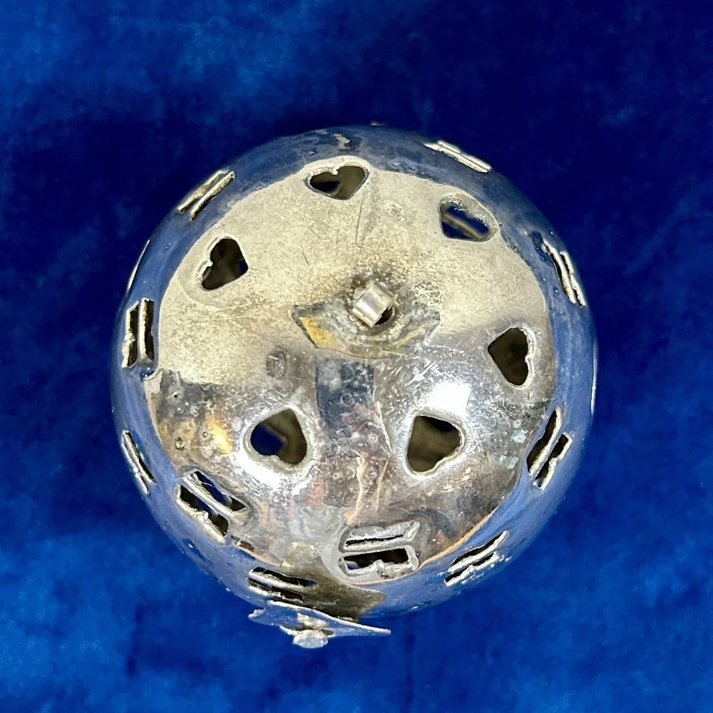 Vintage Silverplate Friendship Ball Potpourri Holder Ornament Pomander